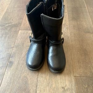 Girls Tahari Boots Size 10 – Worn Twice